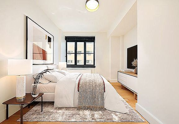 2nd image of 487 Keap St #512
