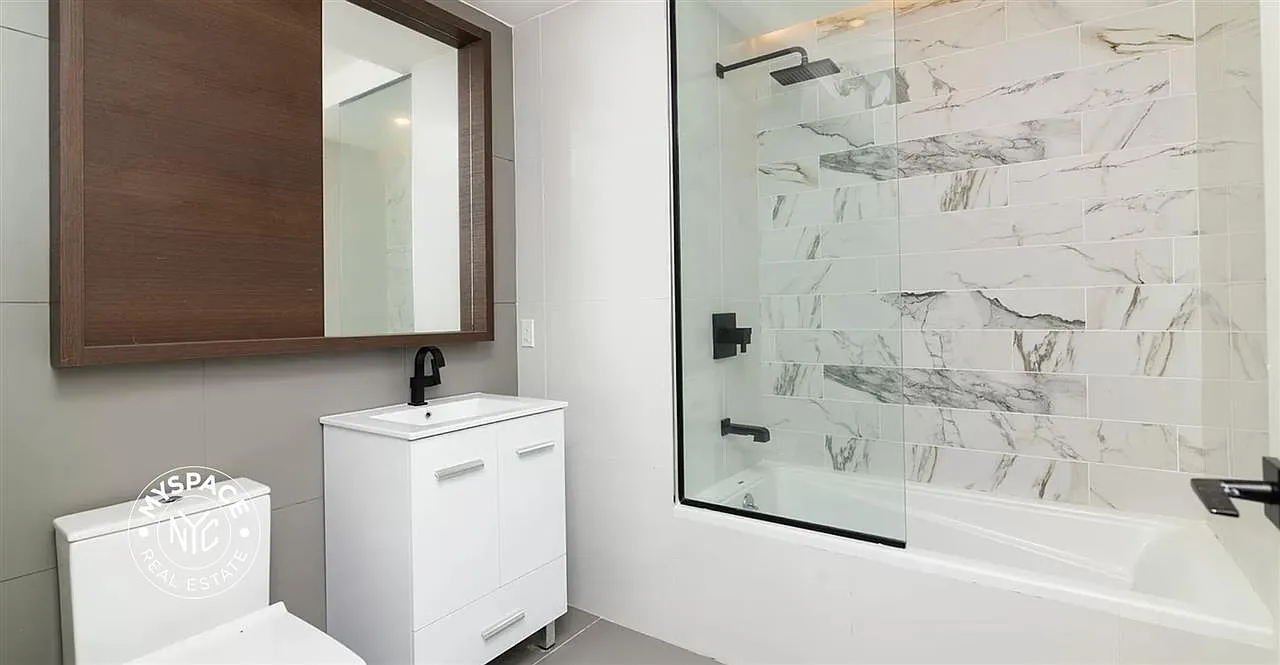 581 Ocean Avenue — Photo 4