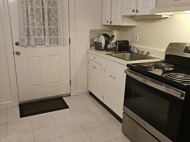 102 North St #102B — Photo 4