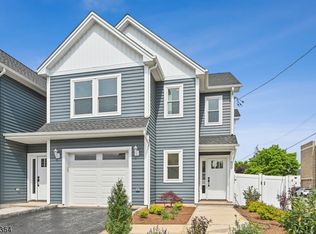 600 W Blancke St, Linden, NJ 07036
