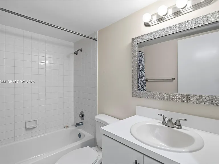 251 SW 132nd Way #117H — Photo 24