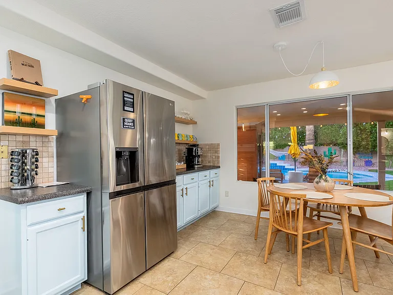3514 N Diego — Photo 10