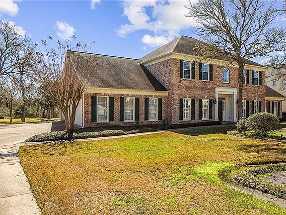 4th image of 5004 Augusta Cir