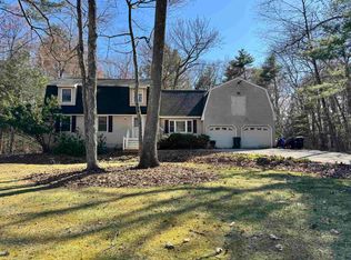 22 Gordon Dr, Londonderry, NH 03053