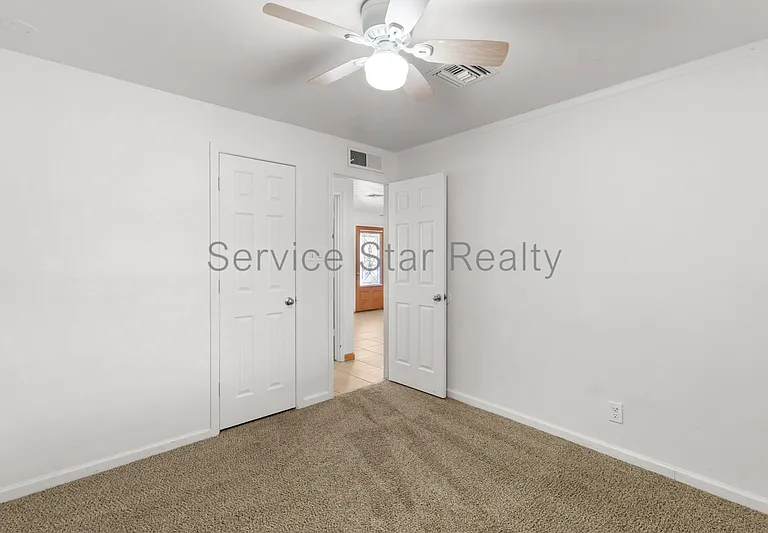 1226 E Purdue Ave #B — Photo 18