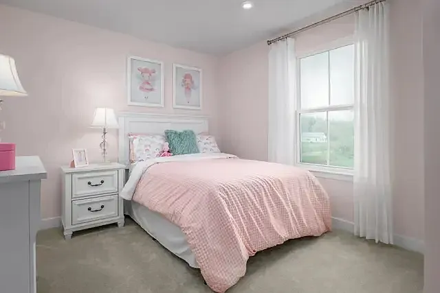 3 bed, 2.5 bath, 1950 sqft, $3,875 — Photo 2