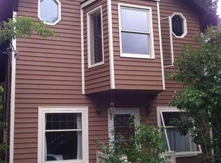 6844 21st Ave NE, Seattle, WA 98115