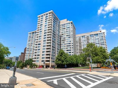 4515 Willard Ave APT 1420S, Chevy Chase, MD, 20815