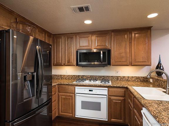 5th image of 301 W G St Unit 134