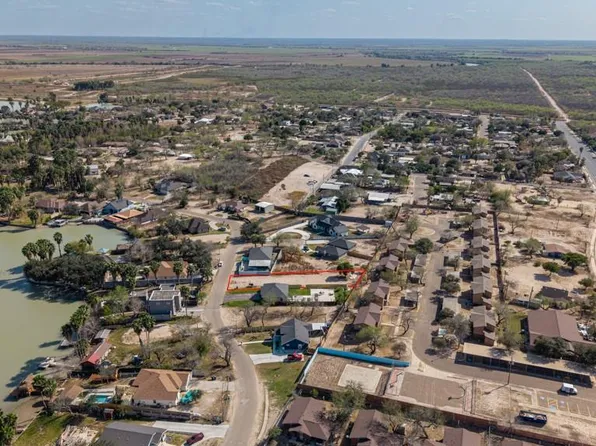 932 S Kika De La Garza Blvd, La Joya, TX 78560