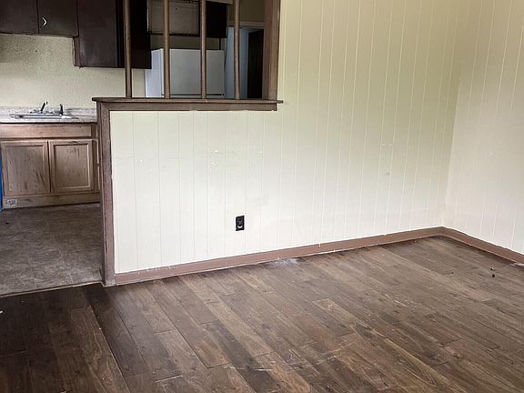 2nd image of 1113 Sheridan Ave