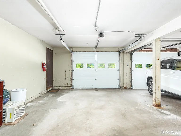 54 Willieb St #B — Photo 17
