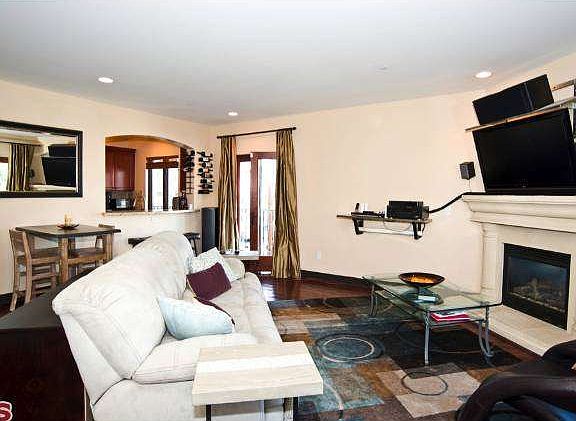 4th image of 1215 Armacost Ave APT 202
