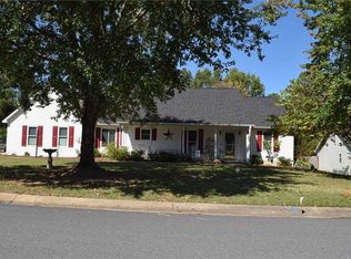 109 Gleneagle Dr, Byron, GA 31008