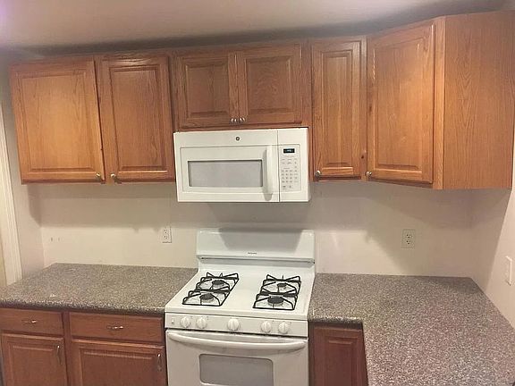 3rd image of 3537 Rebecca St