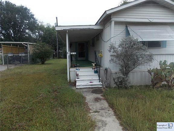3rd image of 134 Melody Ln