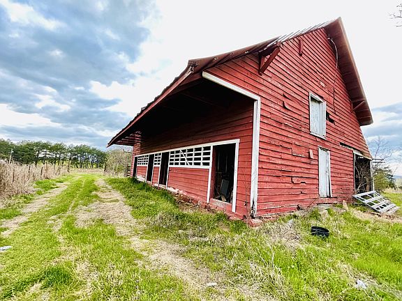 3rd image of 282 County Road 3542