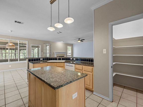 5th image of 12400 Audane Dr