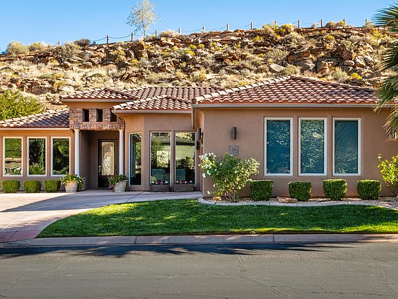 3rd image of 1140 E Fort Pierce Dr N Unit 7