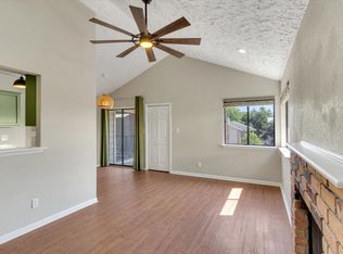 421 W San Antonio St APT J4, San Marcos, TX 78666
