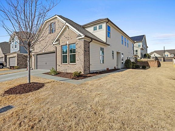 3rd image of 1027 Orchard Grass Rd