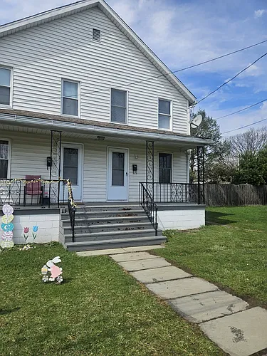761 Chestnut St Photo 1