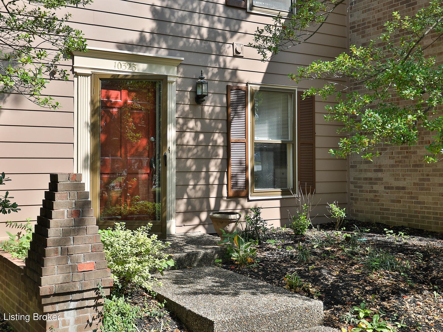 10323 Shelbyville Rd, Blue Ridge Manor, KY 40223 MLS 1646628 Zillow