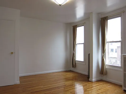 Rented by James Everett Lewis, LREB | media 12