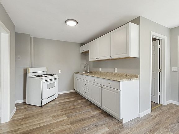5th image of 225-227 Rollstone St