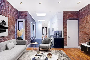 Rented by R New York