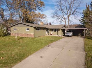 2020 Castle St, Waterloo, IA 50701