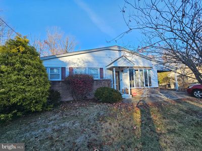 811 Aston Martin Dr, Lindenwold, NJ, 08021