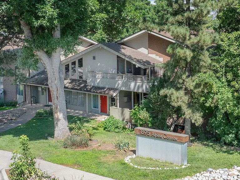 1895 Alpine Ave #E18 — Photo 22