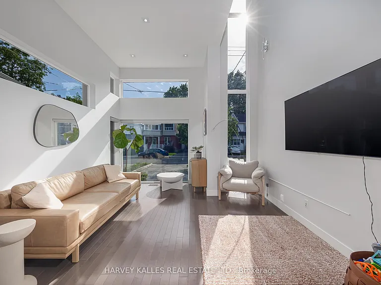 235 Cedarvale Ave — Photo 4