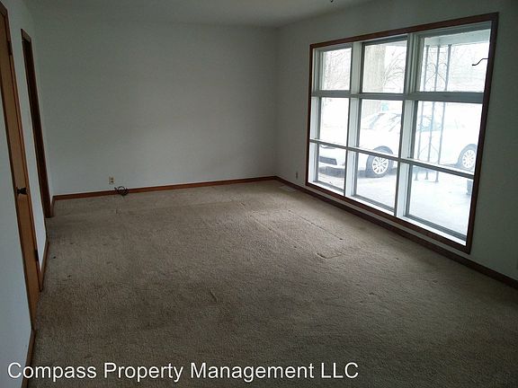 5th image of 7109 Lockwood Ln