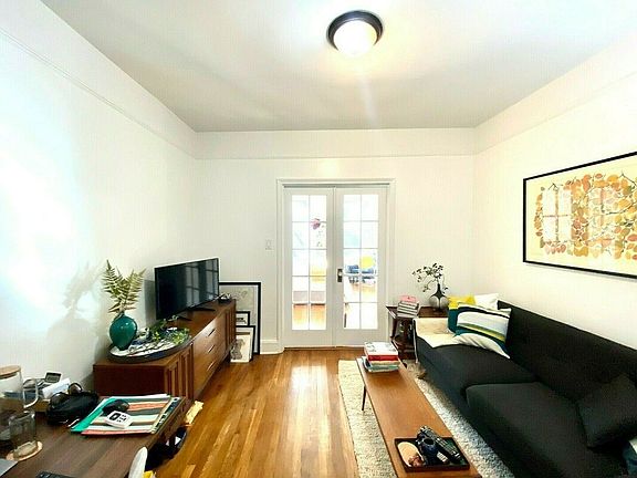 4th image of 108 Mac Dougal St #4A