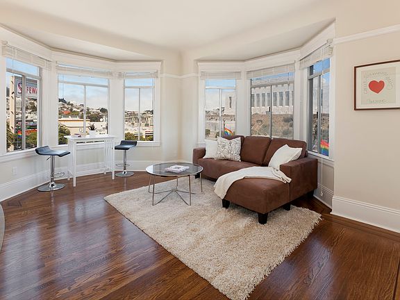 2nd image of 11 Dolores St APT 11