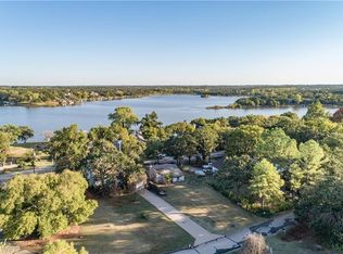 7 W Shore Dr, Arcadia, OK 73007