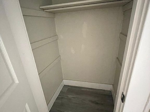 3rd image of 101 W Grove Ter #2