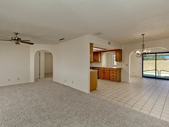 3rd image of 149 Cottonwood Dr