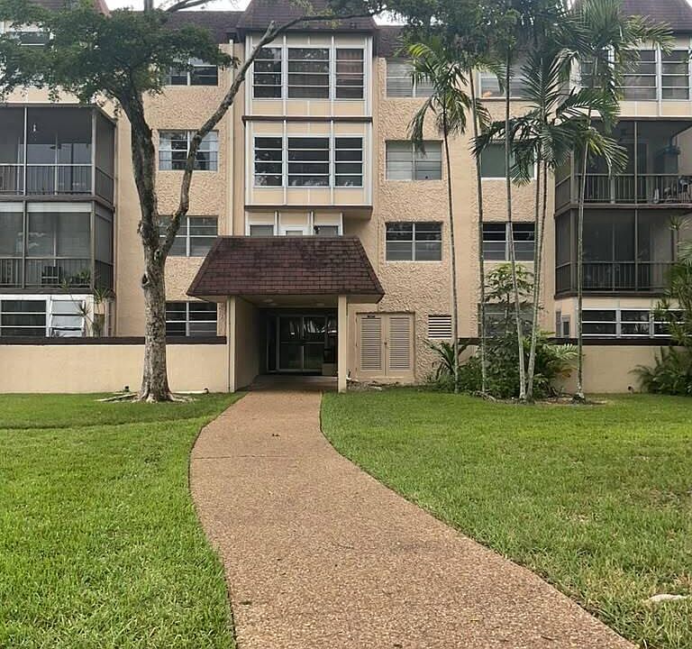 1st image of 7300 NW 17th Street #320