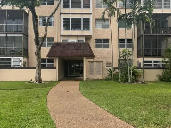 7300 NW 17th Street #320, Plantation, FL 33313