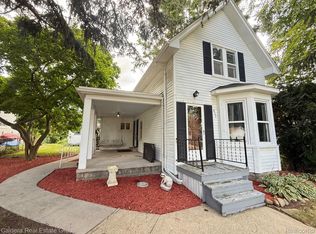 809 Waterloo St, Saint Clair, MI