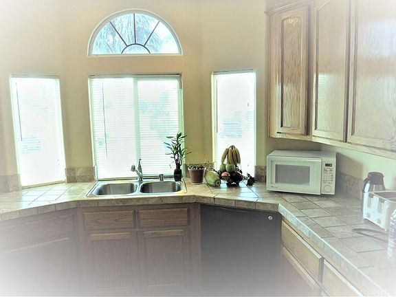 5th image of 13208 Quinta Way