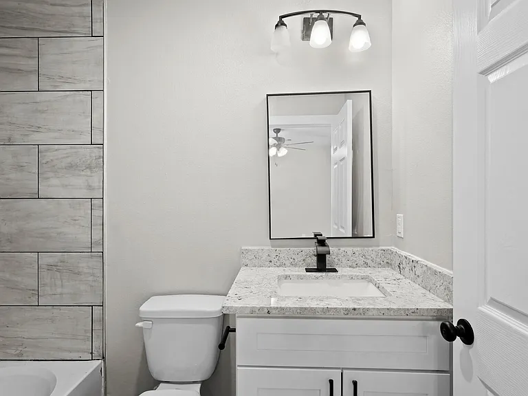6121 Ridgemont St #C — Photo 8