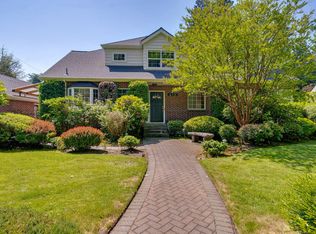 616 SE Andover Pl, Portland, OR