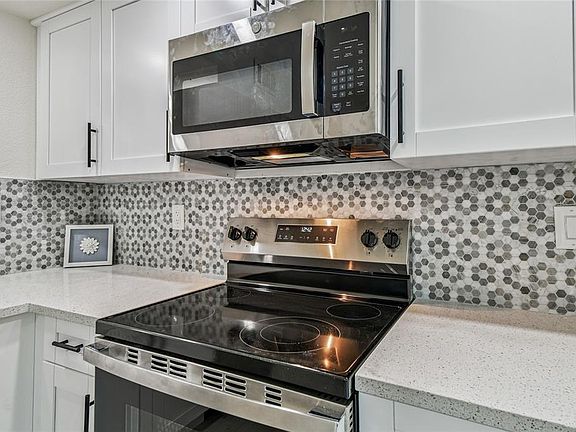 4th image of 7242 Oelsner St