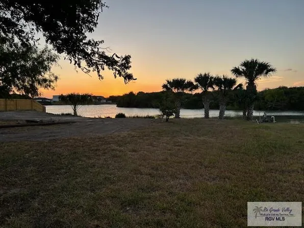 5585 Wild Bird Ln, Brownsville, TX 78526