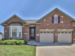 13414 Terra Vista Dr, Saint Louis, MO 63146