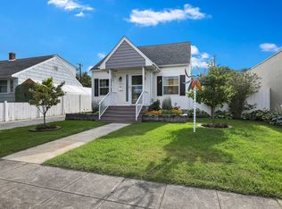 3918 N Lincoln St, Spokane, WA 99205